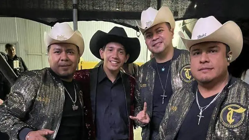 Este talento celayense abrió el concierto de El Trono de México
